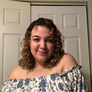 Meet your Posher, Crystal